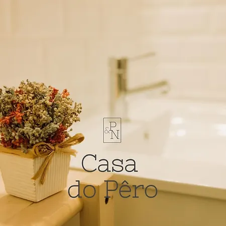 Casa Do Pero By Tonsdeverde Braga
